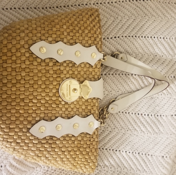 Purse - Picture 2 of 2